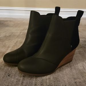 Toms Kelsey Wedge Bootie